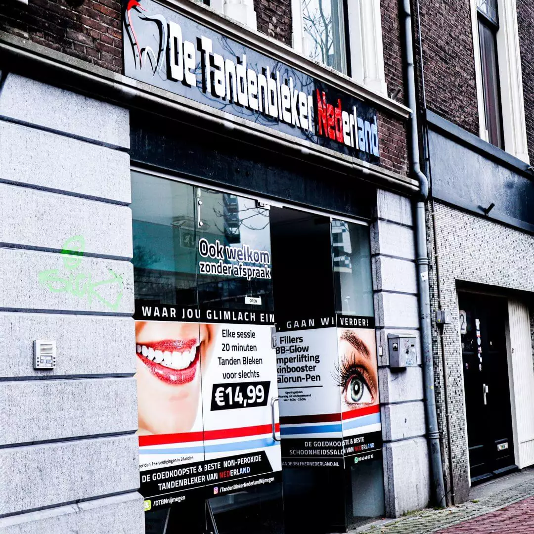 Pand van De Tandenbleker Nederland in Breda