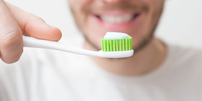Hoe moet je na het tanden bleken voor jouw tanden zorgen